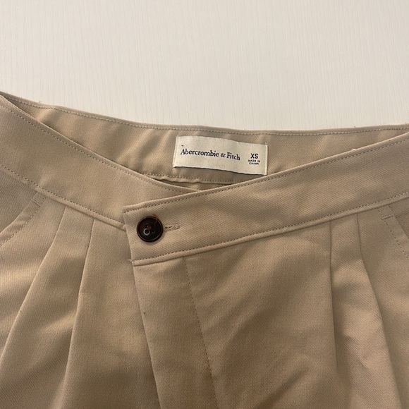 Abercrombie & Fitch Pants - Viral Abercrombie Trousers